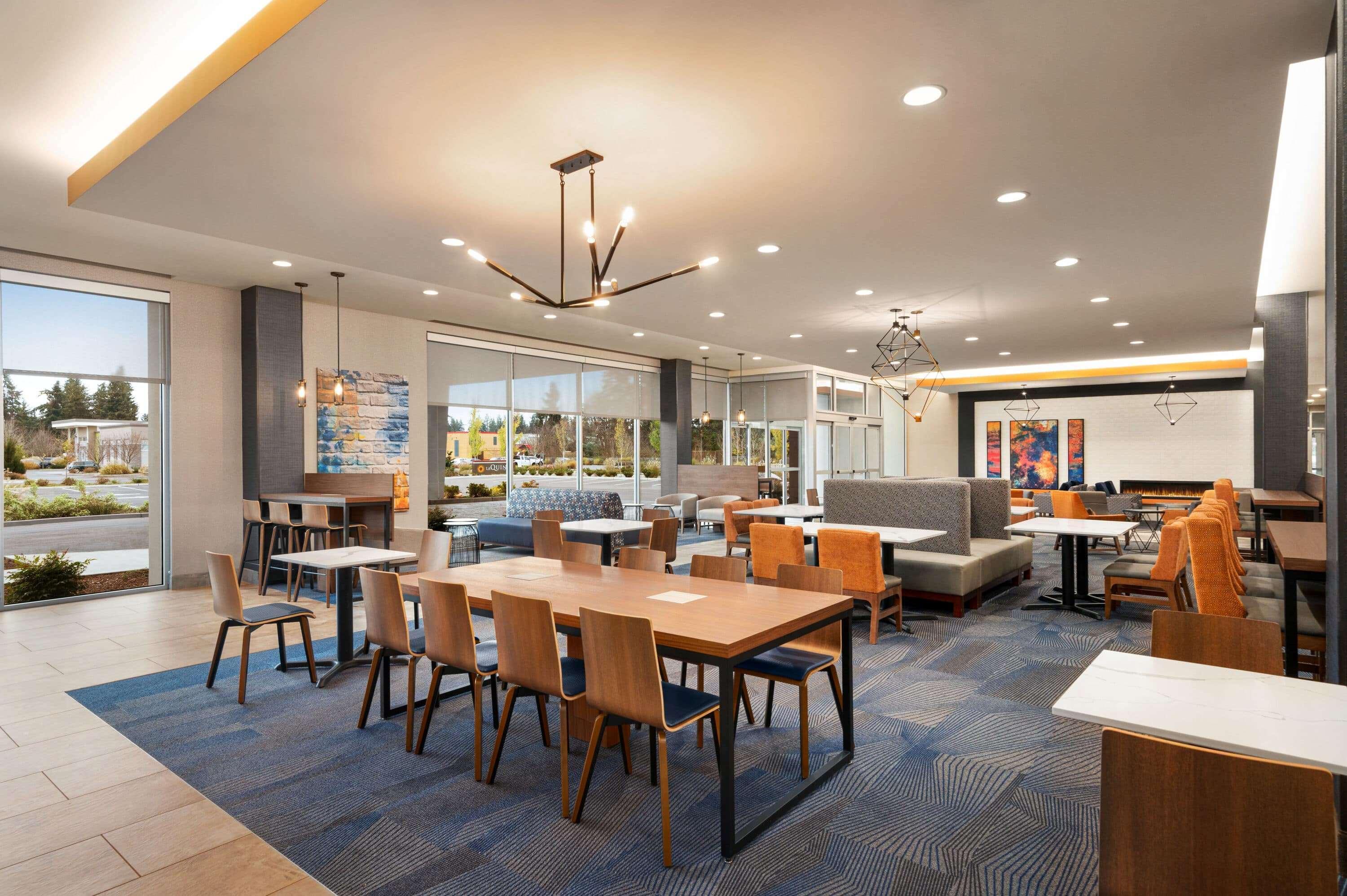 La Quinta Inn & Suites By Wyndham Marysville Exterior photo