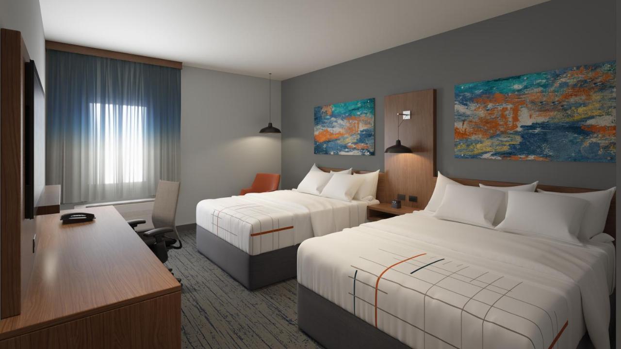 La Quinta Inn & Suites By Wyndham Marysville Exterior photo